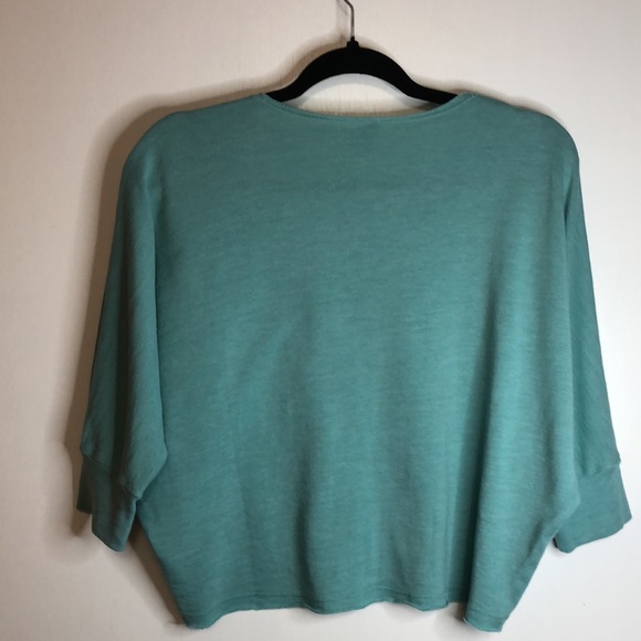 Splendid Cropped Batwing Sweater - Picture 3 of 7